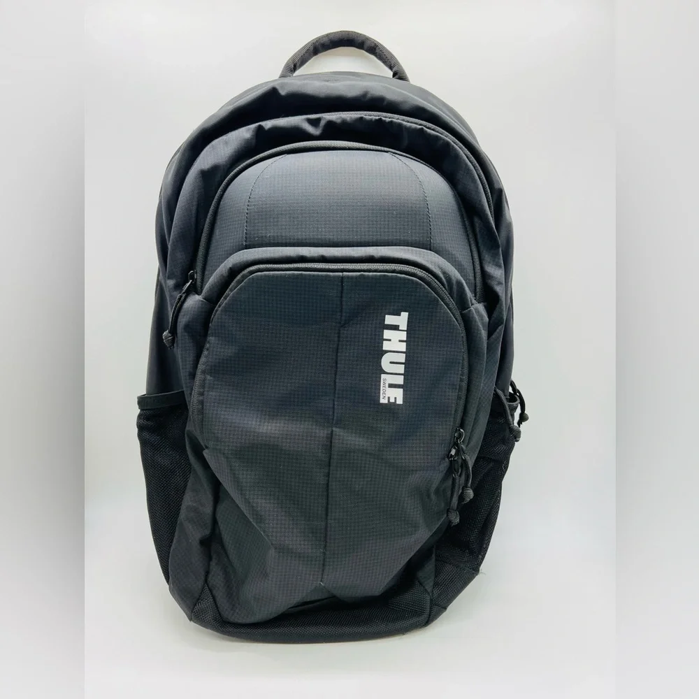 Thule Black Men's Backpack with White Logo
